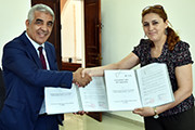 Signature de convention cadre de coopération, entre l’université de Bejaia et l’Institut National Spécialisé dans la Formation Professionnelle de Sidi-Aiche .