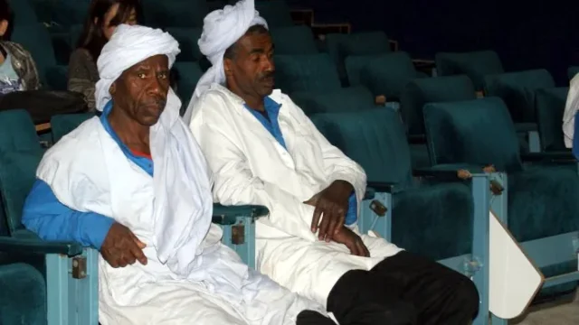 Photos prises lors des communications animée par Dr Abdelaziz Franck BOUGAHAM, Pr Riad MOULAI