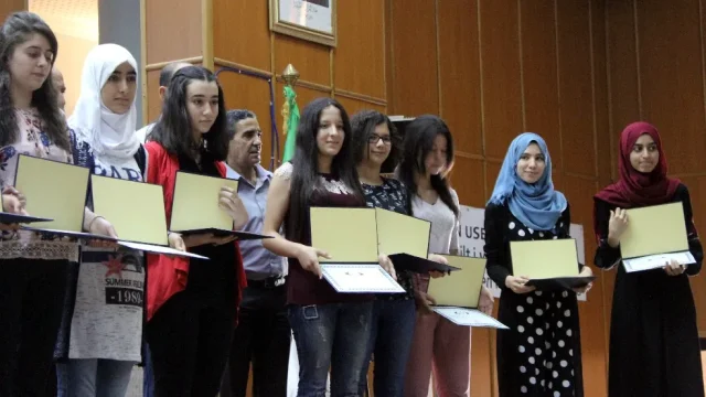 Cérémonie de remise des prix aux laureats de l’éducation nationale wilaya de Bejaia année 2018