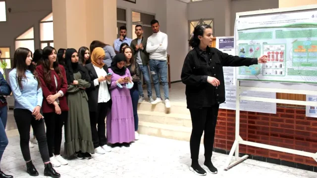 Séance posters Présentée par les étudiants de master 2 en biochimie fondamentale