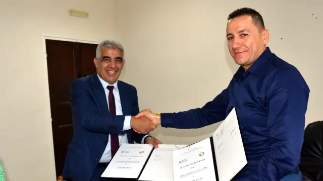 Signature de convention cadre de coopération, entre l’université de Bejaia et VMS Industrie.