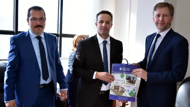 Coopération internationale entre l’université de Bejaia et l’université Gdansk Pologne