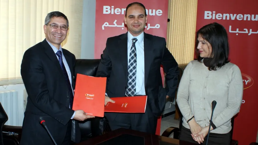 Signature contrat entre l’université de Béjaia et Djezzy