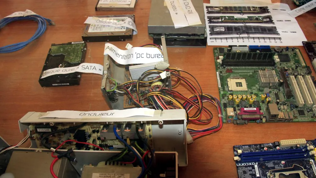 exposition organisé par club scientifique informatique