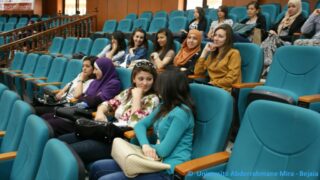 Colloque international sur les massacres coloniaux Le 10 05 2015 Pict0057