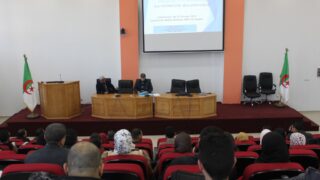 conférence présentée par Dr MUSETTE Mohamed sous le theme initiation à la recherche 28 02 2019