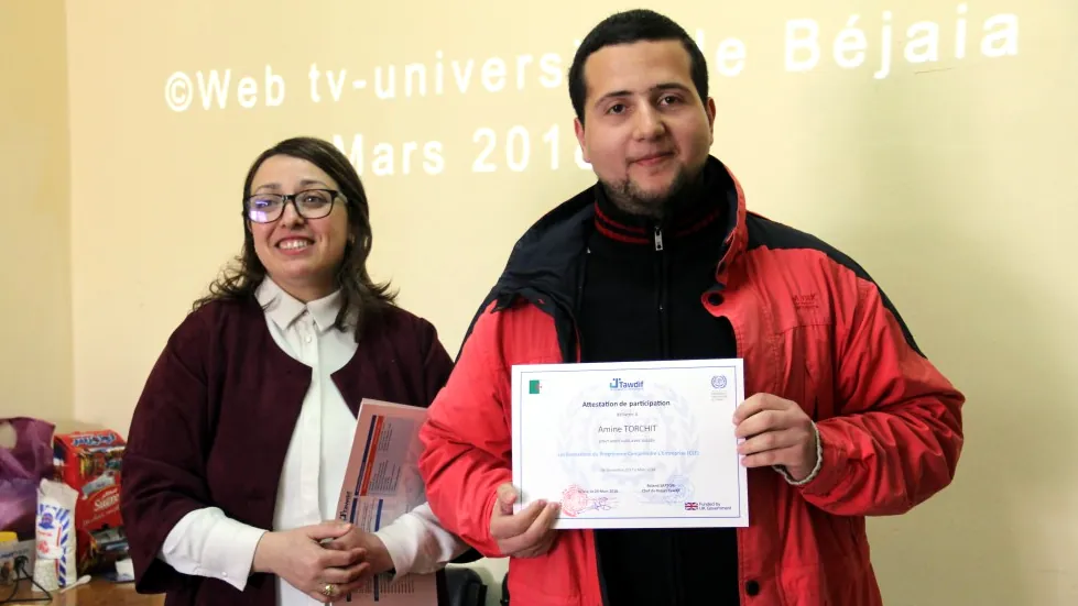 Home 2 Cérémonie de remise des attestations aux étudiants de la faculté SNV