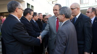 Clôture du colloque International sur la « Confection de dictionnaires monolingues amazighs » 60 Cloture Colloque International sur la Confection de dictionnaires monolingues amazighs 060