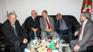 Clôture du colloque International sur la « Confection de dictionnaires monolingues amazighs » 77 Cloture Colloque International sur la Confection de dictionnaires monolingues amazighs 077