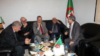 Clôture du colloque International sur la « Confection de dictionnaires monolingues amazighs » 82 Cloture Colloque International sur la Confection de dictionnaires monolingues amazighs 082