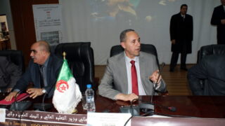 Clôture du colloque International sur la « Confection de dictionnaires monolingues amazighs » 93 Cloture Colloque International sur la Confection de dictionnaires monolingues amazighs 093