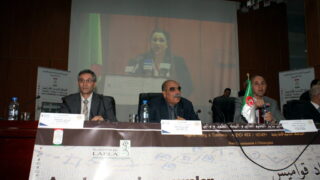 Clôture du colloque International sur la « Confection de dictionnaires monolingues amazighs » 107 Cloture Colloque International sur la Confection de dictionnaires monolingues amazighs 107