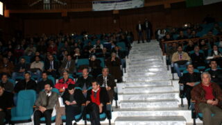 Clôture du colloque International sur la « Confection de dictionnaires monolingues amazighs » 127 Cloture Colloque International sur la Confection de dictionnaires monolingues amazighs 127