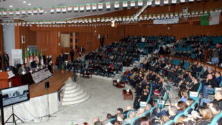 Clôture du colloque International sur la « Confection de dictionnaires monolingues amazighs » 152 Cloture Colloque International sur la Confection de dictionnaires monolingues amazighs 152