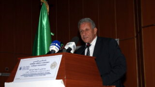 Clôture du colloque International sur la « Confection de dictionnaires monolingues amazighs » 162 Cloture Colloque International sur la Confection de dictionnaires monolingues amazighs 162