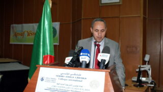 Clôture du colloque International sur la « Confection de dictionnaires monolingues amazighs » 175 Cloture Colloque International sur la Confection de dictionnaires monolingues amazighs 175