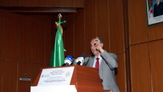 Clôture du colloque International sur la « Confection de dictionnaires monolingues amazighs » 179 Cloture Colloque International sur la Confection de dictionnaires monolingues amazighs 179