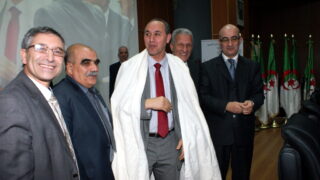 Clôture du colloque International sur la « Confection de dictionnaires monolingues amazighs » 192 Cloture Colloque International sur la Confection de dictionnaires monolingues amazighs 192