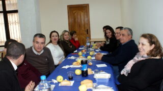 Déjeuner à l'occasion du colloque International sur la « Confection de dictionnaires monolingues amazighs » 7 Dejeuner Colloque International sur la Confection de dictionnaires monolingues amazighs 007