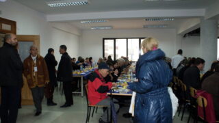 Déjeuner à l'occasion du colloque International sur la « Confection de dictionnaires monolingues amazighs » 18 Dejeuner Colloque International sur la Confection de dictionnaires monolingues amazighs 018