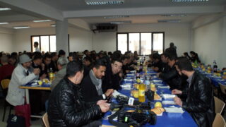 Déjeuner à l'occasion du colloque International sur la « Confection de dictionnaires monolingues amazighs » 25 Dejeuner Colloque International sur la Confection de dictionnaires monolingues amazighs 025