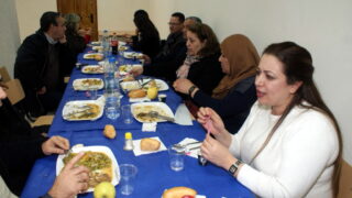 Déjeuner à l'occasion du colloque International sur la « Confection de dictionnaires monolingues amazighs » 36 Dejeuner Colloque International sur la Confection de dictionnaires monolingues amazighs 036