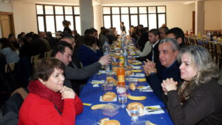 Déjeuner à l'occasion du colloque International sur la « Confection de dictionnaires monolingues amazighs » 46 Dejeuner Colloque International sur la Confection de dictionnaires monolingues amazighs 046