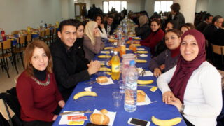 Déjeuner à l'occasion du colloque International sur la « Confection de dictionnaires monolingues amazighs » 52 Dejeuner Colloque International sur la Confection de dictionnaires monolingues amazighs 052