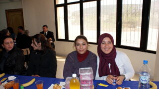 Déjeuner à l'occasion du colloque International sur la « Confection de dictionnaires monolingues amazighs » 55 Dejeuner Colloque International sur la Confection de dictionnaires monolingues amazighs 055