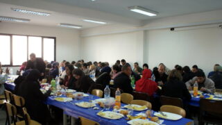 Déjeuner à l'occasion du colloque International sur la « Confection de dictionnaires monolingues amazighs » 94 Dejeuner Colloque International sur la Confection de dictionnaires monolingues amazighs 094