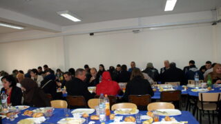 Déjeuner à l'occasion du colloque International sur la « Confection de dictionnaires monolingues amazighs » 95 Dejeuner Colloque International sur la Confection de dictionnaires monolingues amazighs 095