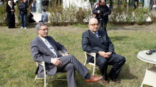 Emission TV avec Dzair TV à l'occasion du colloque International sur la « Confection de dictionnaires monolingues amazighs » 19 Emission TV Dzair TV Colloque International sur la Confection de dictionnaires monolingues amazighs 019