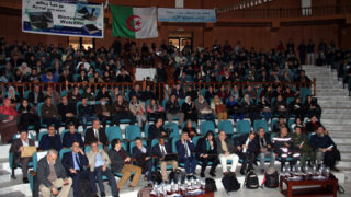 Medailles Fiels Cedric Villani et Ngo Bao Chau Universite Bejaia en Hommage Maurice Audin 08 Decembre 2018 003