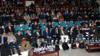 Medailles Fiels Cedric Villani et Ngo Bao Chau Universite Bejaia en Hommage Maurice Audin 08 Decembre 2018 004