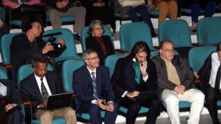 Medailles Fiels Cedric Villani et Ngo Bao Chau Universite Bejaia en Hommage Maurice Audin 08 Decembre 2018 006