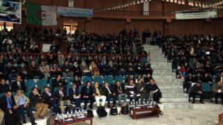 Medailles Fiels Cedric Villani et Ngo Bao Chau Universite Bejaia en Hommage Maurice Audin 08 Decembre 2018 008