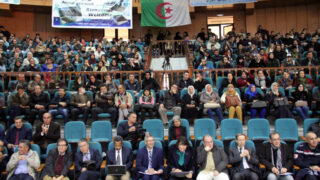 Medailles Fiels Cedric Villani et Ngo Bao Chau Universite Bejaia en Hommage Maurice Audin 08 Decembre 2018 015
