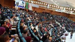 Medailles Fiels Cedric Villani et Ngo Bao Chau Universite Bejaia en Hommage Maurice Audin 08 Decembre 2018 061