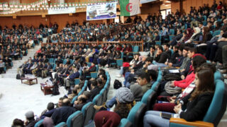 Medailles Fiels Cedric Villani et Ngo Bao Chau Universite Bejaia en Hommage Maurice Audin 08 Decembre 2018 080