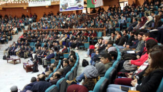 Medailles Fiels Cedric Villani et Ngo Bao Chau Universite Bejaia en Hommage Maurice Audin 08 Decembre 2018 081