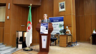 Medailles Fiels Cedric Villani et Ngo Bao Chau Universite Bejaia en Hommage Maurice Audin 08 Decembre 2018 092