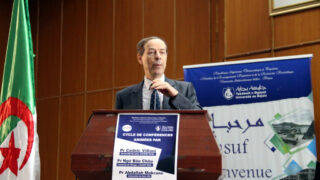 Medailles Fiels Cedric Villani et Ngo Bao Chau Universite Bejaia en Hommage Maurice Audin 08 Decembre 2018 093