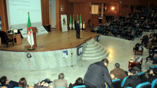 Medailles Fiels Cedric Villani et Ngo Bao Chau Universite Bejaia en Hommage Maurice Audin 08 Decembre 2018 186