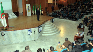 Medailles Fiels Cedric Villani et Ngo Bao Chau Universite Bejaia en Hommage Maurice Audin 08 Decembre 2018 187