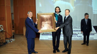 Medailles Fiels Cedric Villani et Ngo Bao Chau Universite Bejaia en Hommage Maurice Audin 08 Decembre 2018 227