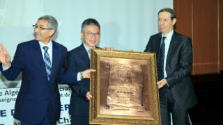 Medailles Fiels Cedric Villani et Ngo Bao Chau Universite Bejaia en Hommage Maurice Audin 08 Decembre 2018 232