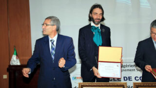Medailles Fiels Cedric Villani et Ngo Bao Chau Universite Bejaia en Hommage Maurice Audin 08 Decembre 2018 257