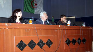 Conference M BOUCHACHI Mustapha Universite Bejaia Situation Politique Perspectives 6 Avril 2019 028