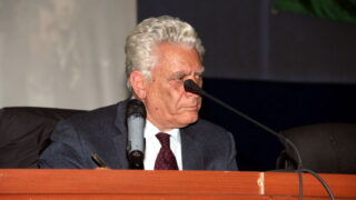 Conference M BOUCHACHI Mustapha Universite Bejaia Situation Politique Perspectives 6 Avril 2019 031