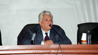 Conference M BOUCHACHI Mustapha Universite Bejaia Situation Politique Perspectives 6 Avril 2019 072